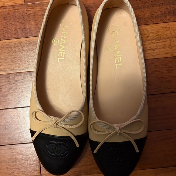 CHANEL Shoes - CHANEL Two-Tone Beige and Black Flats